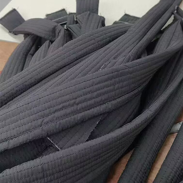 How Can DDHBA Help Fashion Brands Successfully Expand Their Puffy Bag Product Lines