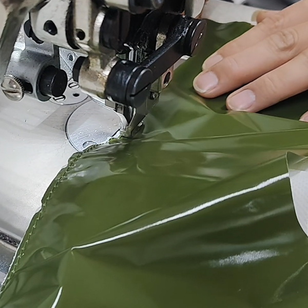 How We Transform Creativity into the Customized Puffy Bags