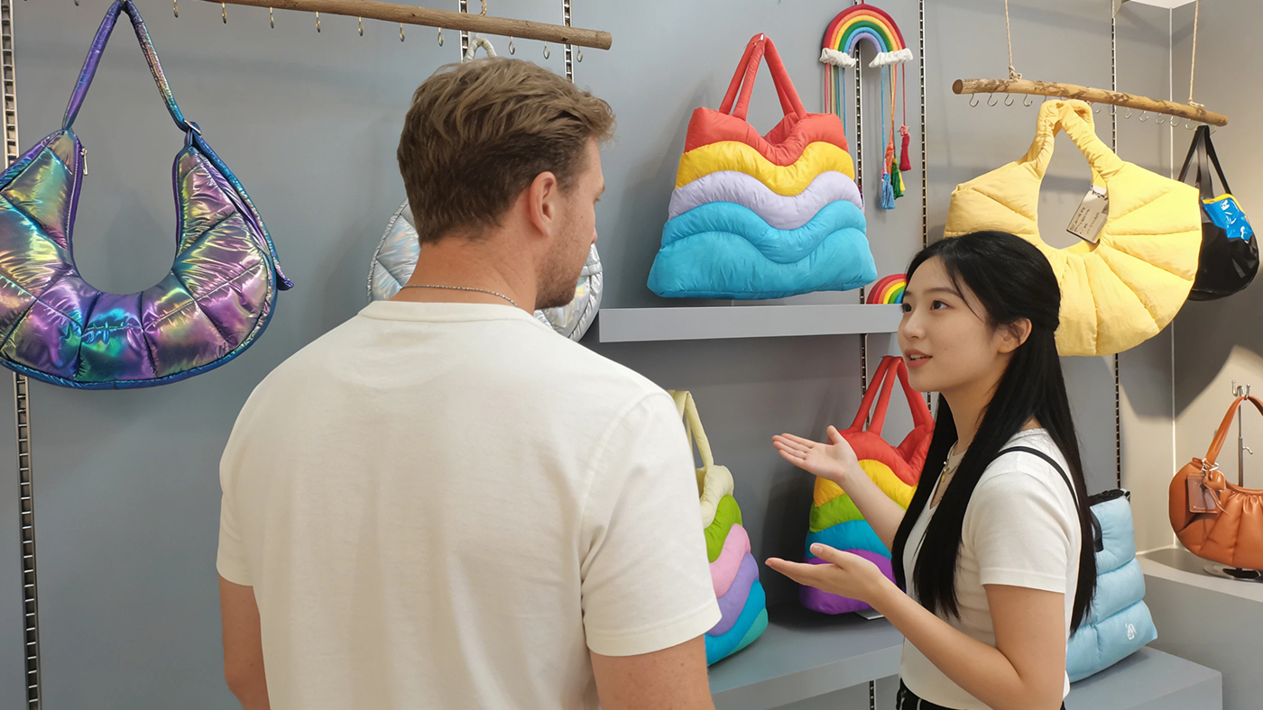 How We Transform Creativity into the Customized Puffy Bags